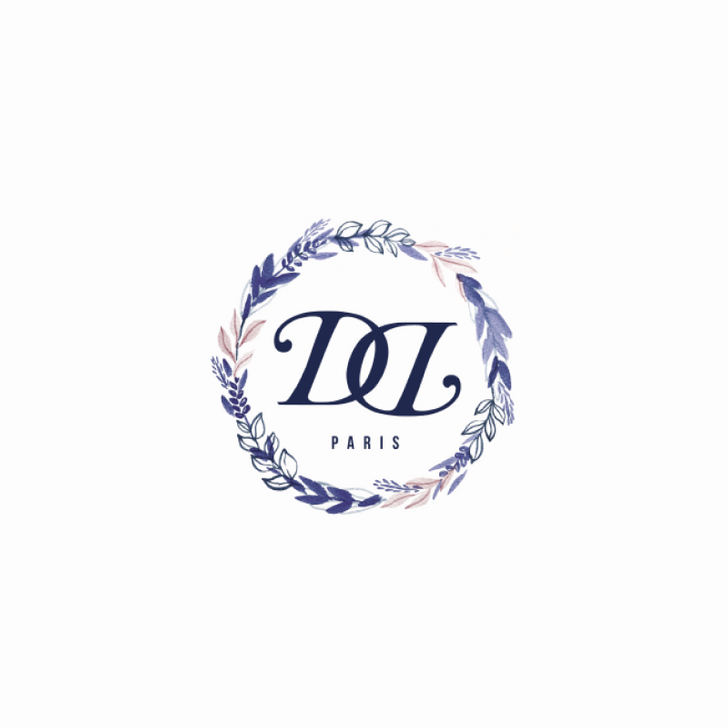 Logo de Danse à Domicile, représentant deux lettres D entourées de lauriers.